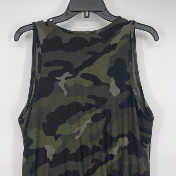 Old Navy Active Romper Camo Green Cross Front V Neck Breathe On - Picture 7 of 9